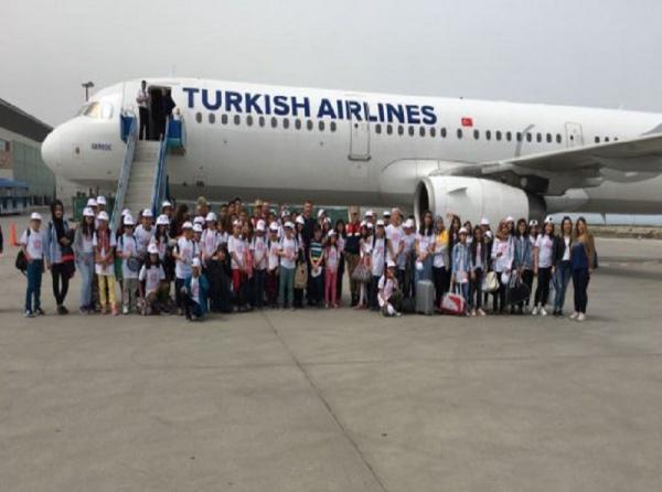 Başkale ve İpekyolu ilçesinden 194 öğrenci İzmire uğurlandı